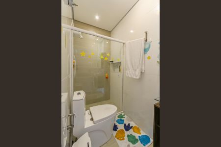 Casa à venda com 273m², 3 quartos e 4 vagas Casa à venda com 273m², 3 quartos e 4 vagasBanheiro da Suíte 1