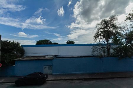Casa à venda com 273m², 3 quartos e 4 vagas Casa à venda com 273m², 3 quartos e 4 vagasVista da Varanda da Suíte 1