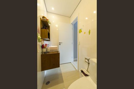 Casa à venda com 273m², 3 quartos e 4 vagas Casa à venda com 273m², 3 quartos e 4 vagasBanheiro da Suíte 1