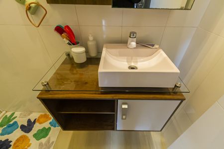 Casa à venda com 273m², 3 quartos e 4 vagas Casa à venda com 273m², 3 quartos e 4 vagasBanheiro da Suíte 1