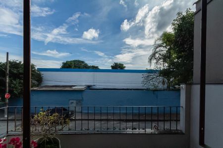 Casa à venda com 273m², 3 quartos e 4 vagas Casa à venda com 273m², 3 quartos e 4 vagasVista da Suíte 1