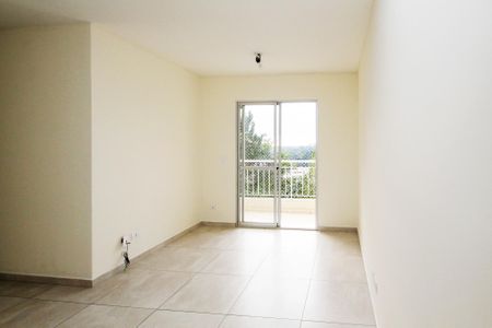 Sala de apartamento para alugar com 3 quartos, 70m² em Caiapia, Cotia
