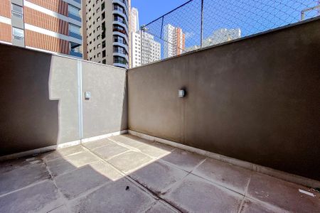 Studio à venda com 52m², 1 quarto e sem vagaÁrea externa