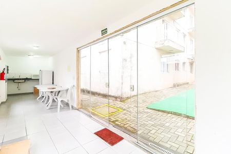 Apartamento para alugar com 44m², 2 quartos e sem vagaÁrea comum - Salão de festas