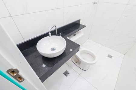 Apartamento para alugar com 44m², 2 quartos e sem vagaBanheiro