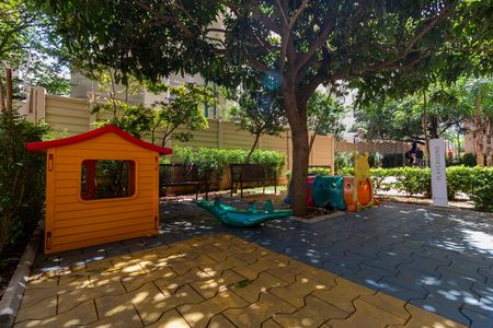 Apartamento para alugar com 33m², 2 quartos e sem vaga Apartamento para alugar com 33m², 2 quartos e sem vagaÁrea Comum - Playground