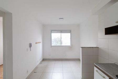Apartamento para alugar com 33m², 2 quartos e sem vaga Apartamento para alugar com 33m², 2 quartos e sem vagaSala/Cozinha/Área de Serviço