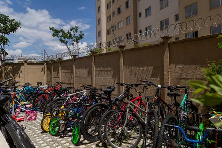 Apartamento para alugar com 33m², 2 quartos e sem vaga Apartamento para alugar com 33m², 2 quartos e sem vagaÁrea Comum - Bicicletário