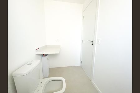 Apartamento à venda com 142m², 3 quartos e 2 vagas Apartamento à venda com 142m², 3 quartos e 2 vagasBanheiro 2
