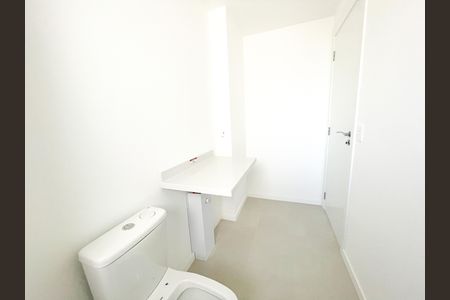 Apartamento à venda com 142m², 3 quartos e 2 vagas Apartamento à venda com 142m², 3 quartos e 2 vagasBanheiro 3