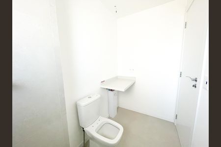 Apartamento à venda com 142m², 3 quartos e 2 vagas Apartamento à venda com 142m², 3 quartos e 2 vagasBanheiro 2