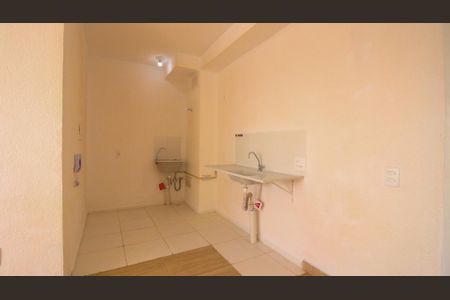 Sala/Cozinha de apartamento para alugar com 2 quartos, 35m² em Fazenda da Juta, São Paulo