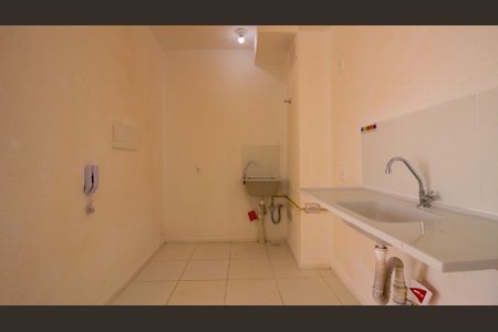 Sala/Cozinha de apartamento para alugar com 2 quartos, 35m² em Fazenda da Juta, São Paulo