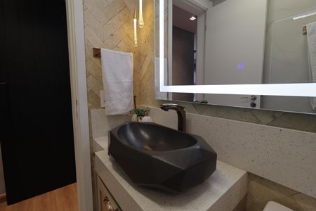Apartamento à venda com 70m², 2 quartos e 1 vagaBanheiro da Suíte