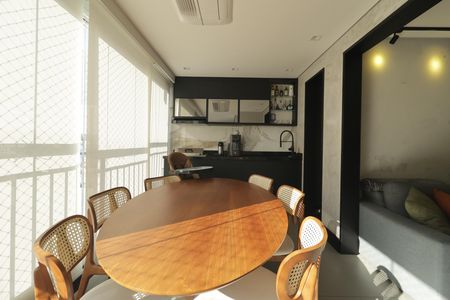 Apartamento à venda com 70m², 2 quartos e 1 vagaVaranda