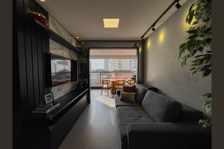 Apartamento à venda com 70m², 2 quartos e 1 vaga Apartamento à venda com 70m², 2 quartos e 1 vagaSala