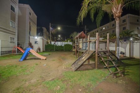 Apartamento para alugar com 55m², 2 quartos e 1 vaga Apartamento para alugar com 55m², 2 quartos e 1 vagaÁrea comum - Playground