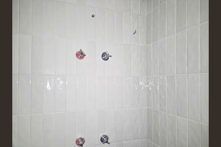 Studio à venda com 30m², 1 quarto e sem vaga Studio à venda com 30m², 1 quarto e sem vagaBanheiro