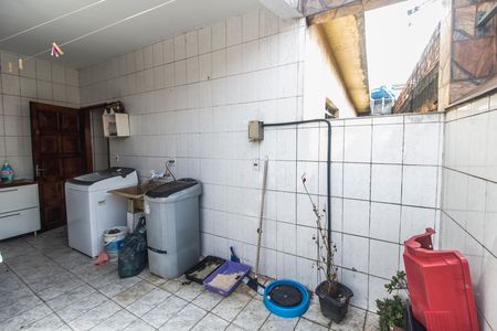 Casa à venda com 248m², 3 quartos e 1 vaga Casa à venda com 248m², 3 quartos e 1 vagaÁrea de Serviço- Casa 2