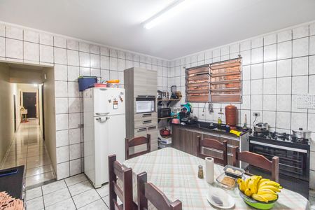 Casa à venda com 248m², 3 quartos e 1 vaga Casa à venda com 248m², 3 quartos e 1 vagaCozinha- Casa 1