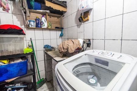 Casa à venda com 248m², 3 quartos e 1 vaga Casa à venda com 248m², 3 quartos e 1 vagaÁrea de Serviço- Casa 1