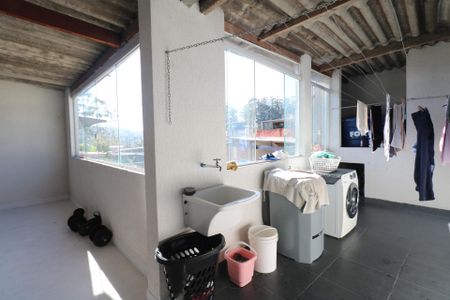 Cobertura e Área de Serviço de casa à venda com 3 quartos, 280m² em Parque Doroteia, Diadema