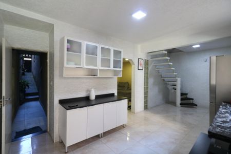 Cozinha de casa à venda com 3 quartos, 280m² em Parque Doroteia, Diadema