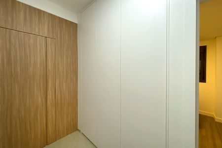 Apartamento para alugar com 70m², 2 quartos e 2 vagas Apartamento para alugar com 70m², 2 quartos e 2 vagasCorredor
