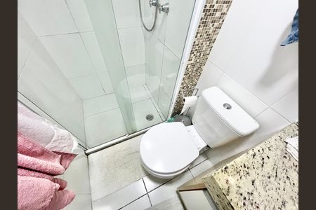 Apartamento à venda com 52m², 2 quartos e 1 vaga Apartamento à venda com 52m², 2 quartos e 1 vagaBanheiro