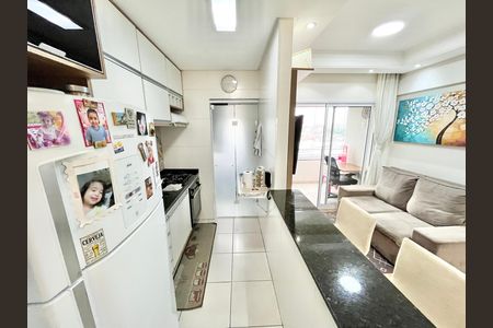 Apartamento à venda com 52m², 2 quartos e 1 vaga Apartamento à venda com 52m², 2 quartos e 1 vagaCozinha