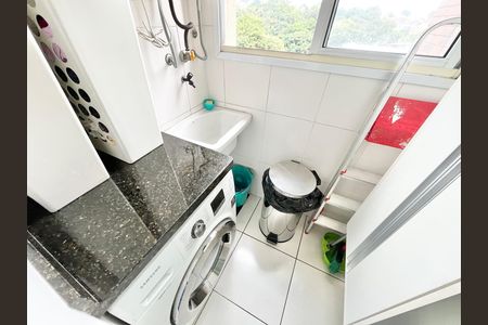 Apartamento à venda com 52m², 2 quartos e 1 vaga Apartamento à venda com 52m², 2 quartos e 1 vagaÁrea de Serviço
