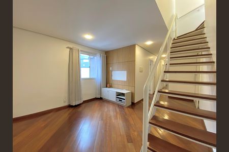 Apartamento à venda com 93m², 2 quartos e 1 vaga Apartamento à venda com 93m², 2 quartos e 1 vagaSala