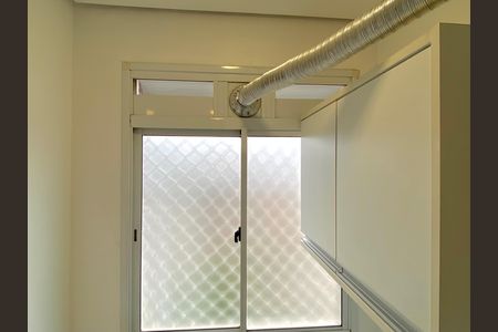 Apartamento à venda com 93m², 2 quartos e 1 vaga Apartamento à venda com 93m², 2 quartos e 1 vagaÁrea de Serviço