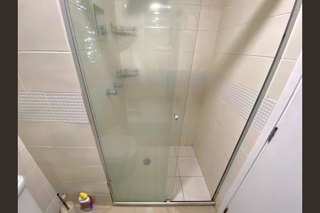 Apartamento à venda com 93m², 2 quartos e 1 vaga Apartamento à venda com 93m², 2 quartos e 1 vagaBanheiro