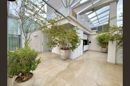 Apartamento à venda com 93m², 2 quartos e 1 vaga Apartamento à venda com 93m², 2 quartos e 1 vagaCobertura