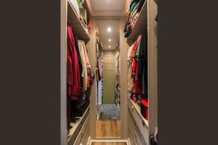 Apartamento para alugar com 57m², 2 quartos e 1 vaga Apartamento para alugar com 57m², 2 quartos e 1 vagaCloset