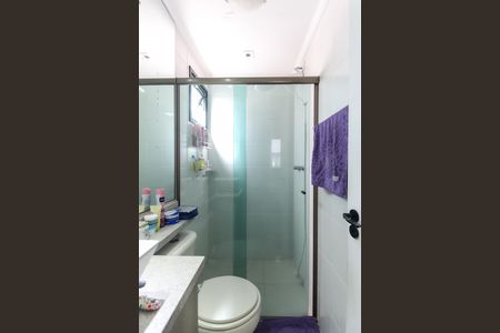 Apartamento para alugar com 57m², 2 quartos e 1 vaga Apartamento para alugar com 57m², 2 quartos e 1 vagaBanheiro da Suíte