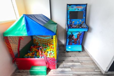 Apartamento para alugar com 57m², 2 quartos e 1 vaga Apartamento para alugar com 57m², 2 quartos e 1 vagaÁrea Comum