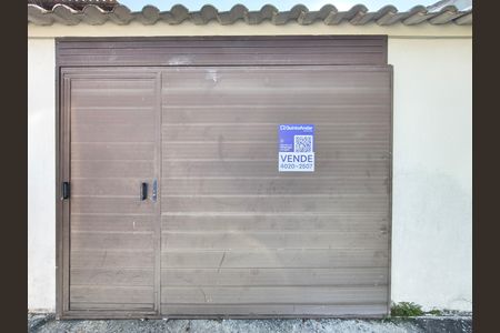 Placa - Fachada de casa de condomínio à venda com 3 quartos, 220m² em Taquara, Rio de Janeiro