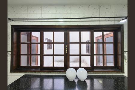Janela - Cozinha de casa de condomínio à venda com 3 quartos, 220m² em Taquara, Rio de Janeiro