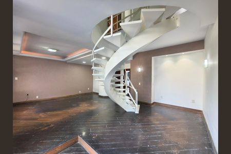 Sala de casa de condomínio à venda com 3 quartos, 220m² em Taquara, Rio de Janeiro