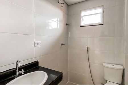 Apartamento para alugar com 40m², 2 quartos e sem vaga Apartamento para alugar com 40m², 2 quartos e sem vagaBanheiro