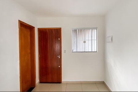 Apartamento para alugar com 40m², 2 quartos e sem vaga Apartamento para alugar com 40m², 2 quartos e sem vagaSala