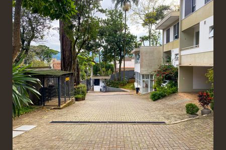Casa de condomínio à venda com 241m², 3 quartos e 3 vagasÁrea comum
