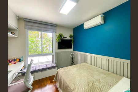 Casa de condomínio à venda com 241m², 3 quartos e 3 vagasSuíte 2