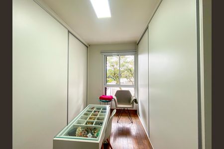 Casa de condomínio à venda com 241m², 3 quartos e 3 vagasCloset da Suíte 3