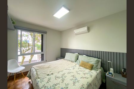 Casa de condomínio à venda com 241m², 3 quartos e 3 vagasSuíte 3