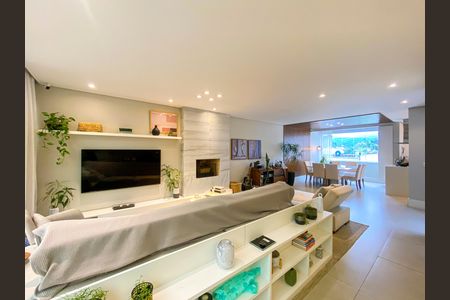 Sala de casa de condomínio à venda com 3 quartos, 241m² em Tremembé, São Paulo