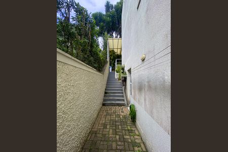 Casa de condomínio à venda com 241m², 3 quartos e 3 vagasCorredor Lateral