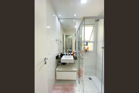Casa de condomínio à venda com 241m², 3 quartos e 3 vagasBanheiro da Suíte 2